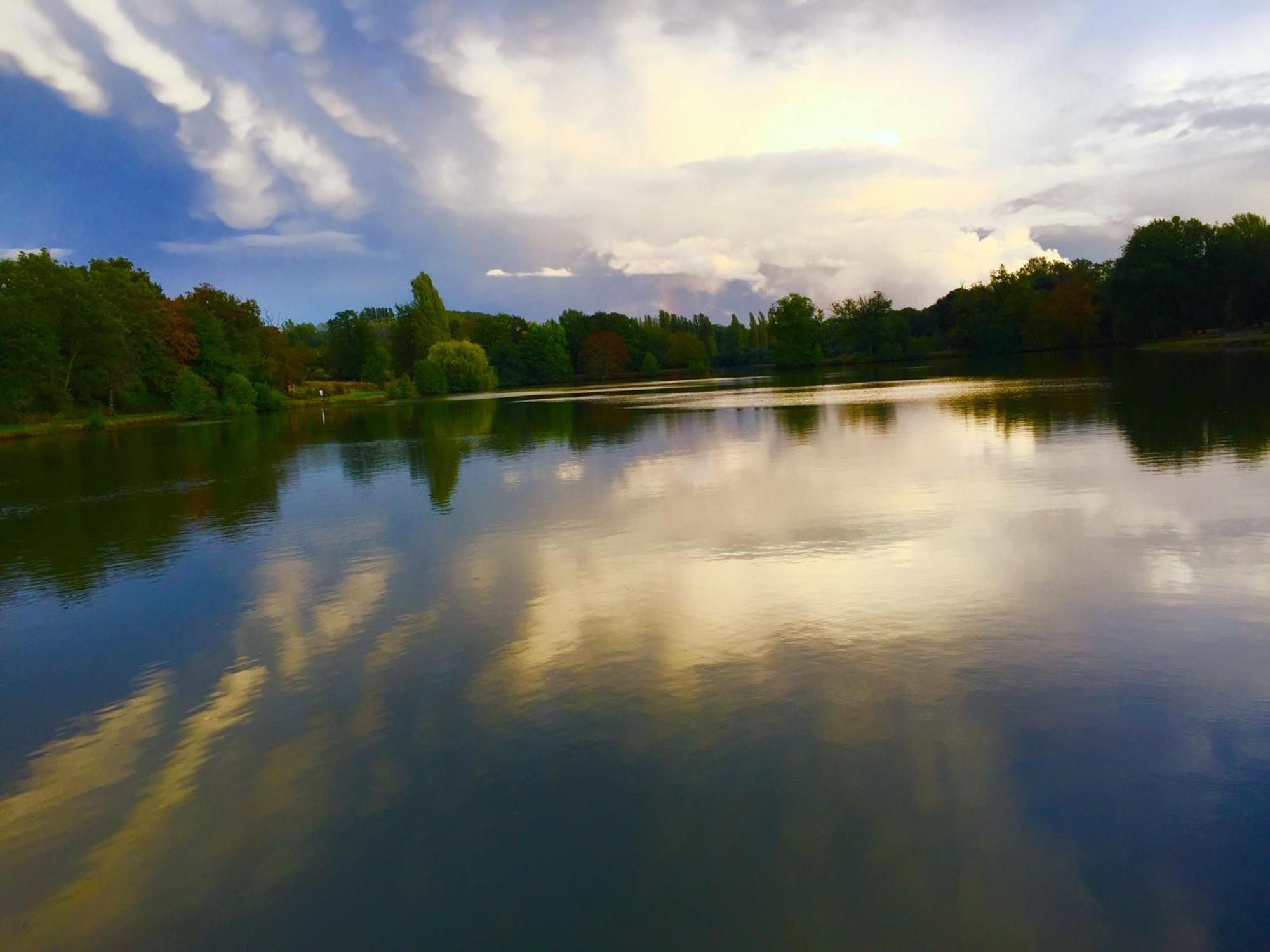 Nature Et Bord D'Etang A Jars Bagian luar foto